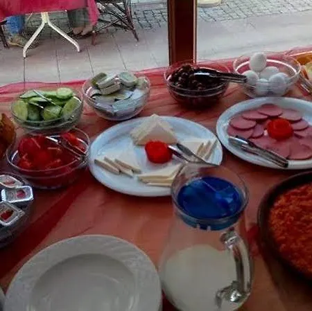 Wallabies Aquaduct Selcuk