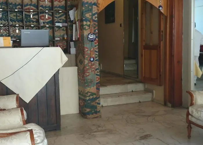 Wallabies Aquaduct Selçuk